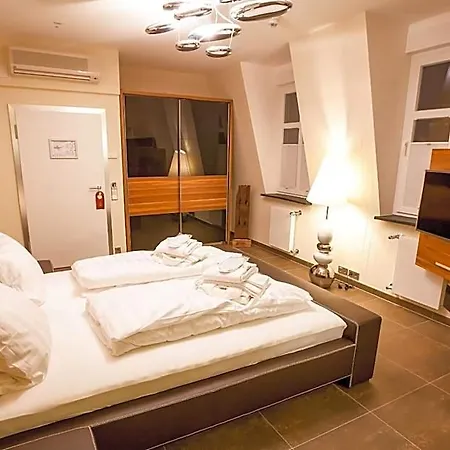 Bed & Breakfast Aragon - - Garni 3*