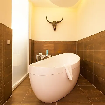Aragon - - Garni Bed & Breakfast Tangermuende